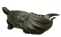 Minogame - Symbol of Longevity  (蓑亀) a turtle that is believed to live up to 10,000 years
