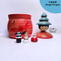 Hiraga Teruyuki (平賀輝幸) 2021 Christmas Kokeshi Ejiko with tiny Kokeshi inside.
