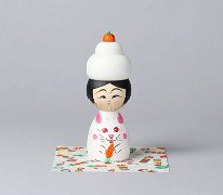 Hiraga Teruyuki (平賀輝幸) Photo by Gallery Shin DOB 1972 Master Hiraga Kenichi, Kenjiro. Type Kagamimochi (Japanese dessert rice cakes and bitter orrange) Year of the Rabbit