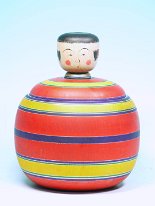 Sato, Seikō 10 (佐藤誠孝) This Ejiko Kokeshi is uniquely made with 4 additional interchangeable faces.