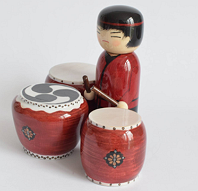 Katagami Kokeshi by Reka Toth-Vasarhelyi Artisan | Woodturner Taiko Drummer | Aniko Collection Artisan Website